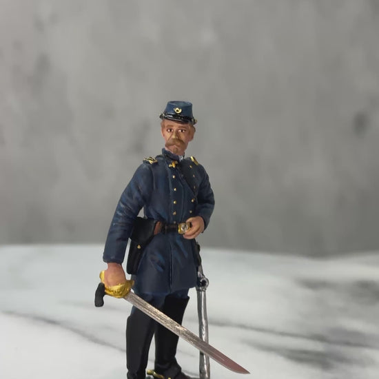 360 view of toy soldier Chamberlain.