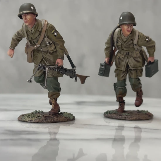 360 view of toy soldier figurines set 25238