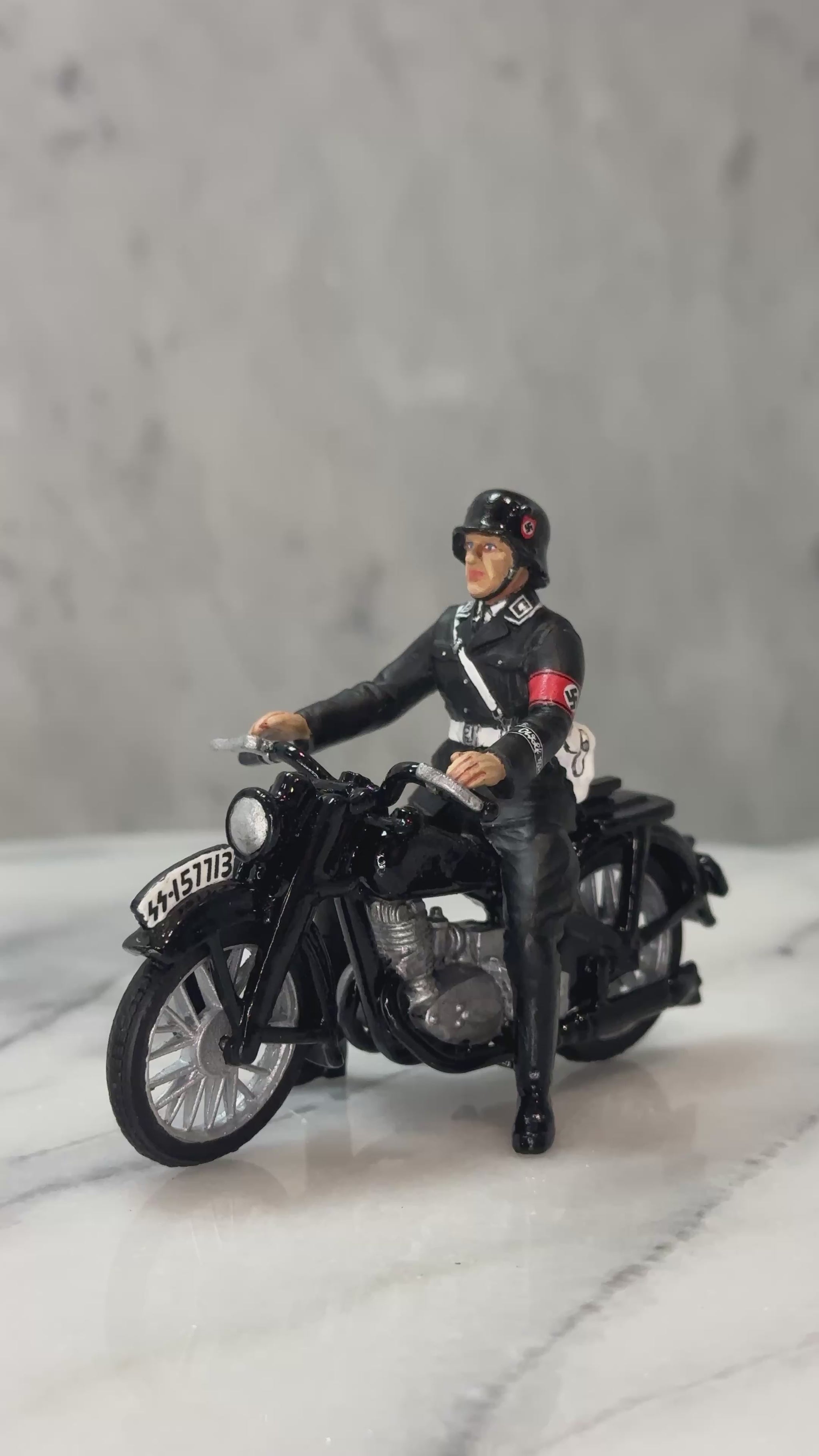 360 video of Leibstandarte Motorcyclist toy soldier.