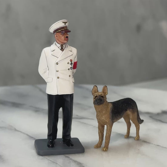 360 video of Hitler & Blondi