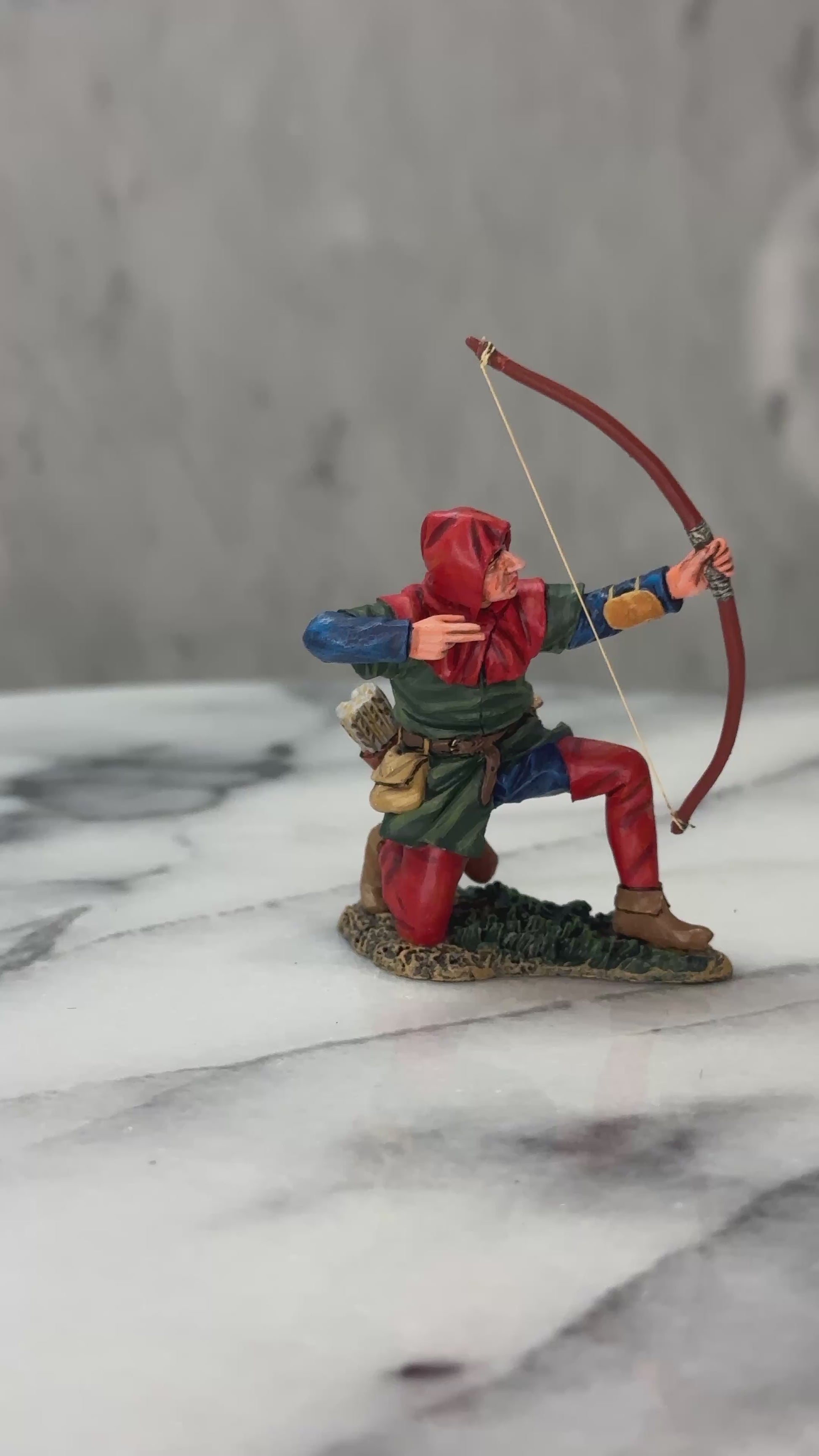 360 view of MK216 toy soldier Crusader Archer Kneeling.
