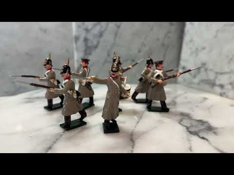360 degree view of toy soldier set Russian Infantry.