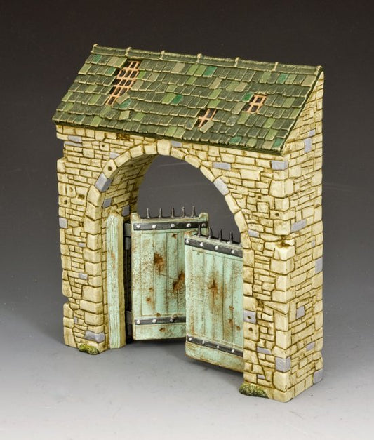 European farm gateway diorama King and Country SP120 1/30 scale stone arch with opening wooden doors rural scene accessory