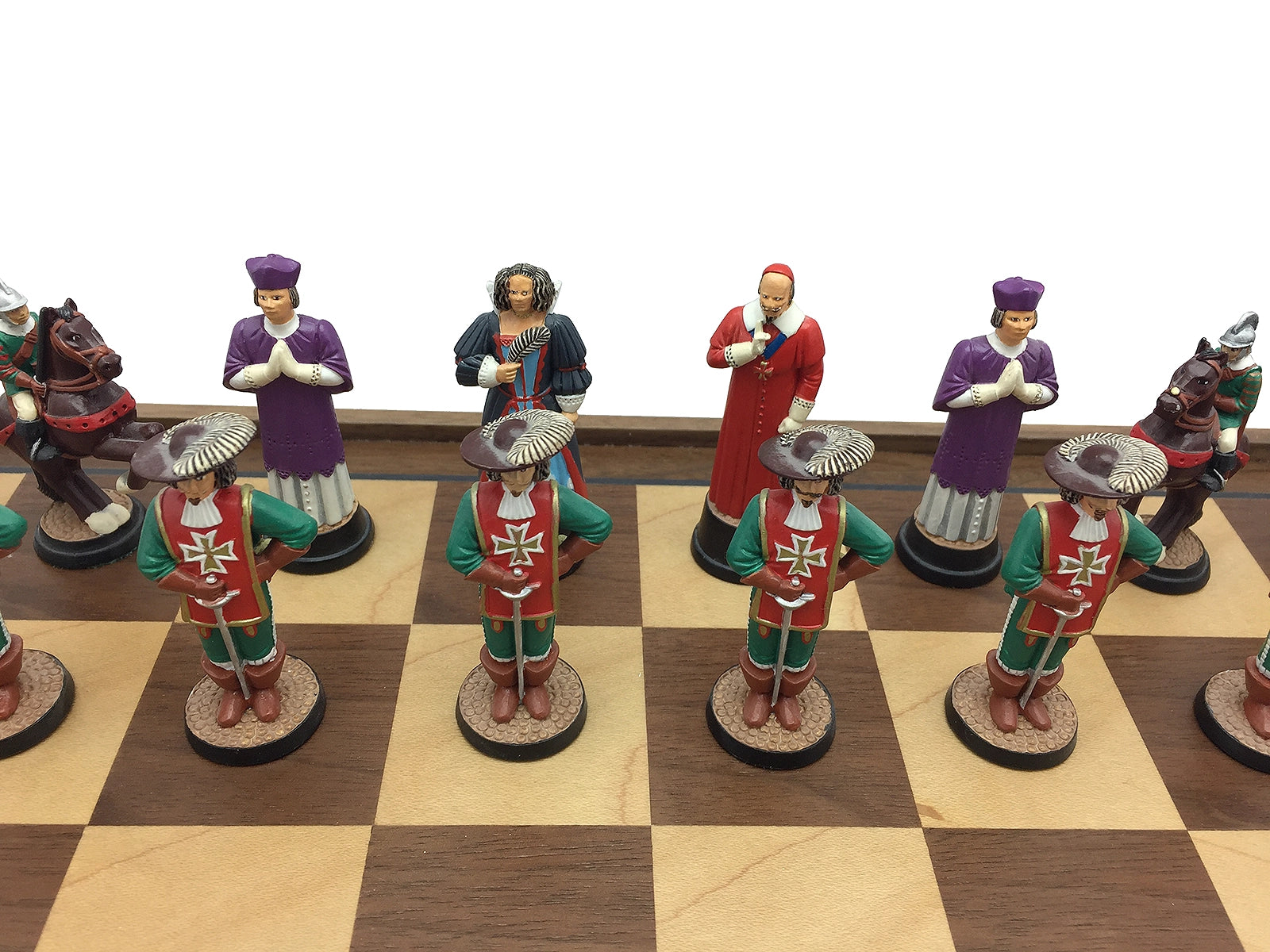 Toy soldier miniature army men The Three Musketeers Chess Set. King and queen.