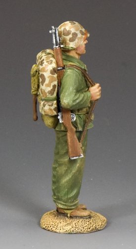 WWII U.S. Marine military miniature standing at attention with shouldered M1 rifle. 1/30 scale, matte finish.