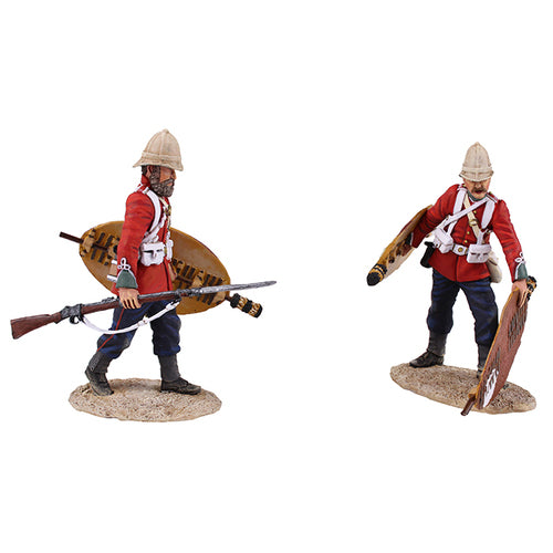 Collectible toy soldier miniature set Clearing the Yard Set No.3. Soldiers are picking up dropped Zulu shields.