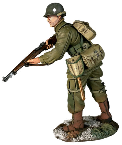 U.S. 101st Airborne In M-43 Jacket Advancing with Caution