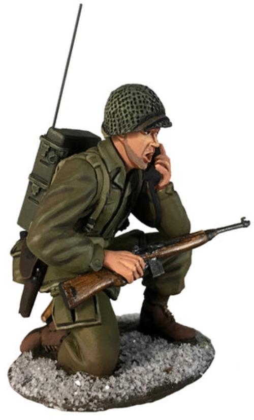 toy soldier army men U.S. 101st Airborne in M-43 Jacket Kneeling.