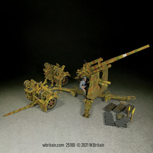Toy soldier army men set German 88mm Flak 36 Dual Purpose Gun with Gunner.