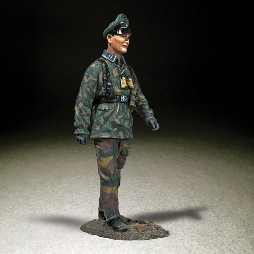 Toy soldier miniature army men Waffen SS Hauptscharfuhrer Walking.