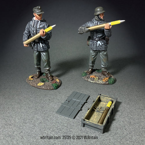 German 2 Man Flak Crew with Open Crate & High Explosive Shells 1942-45
