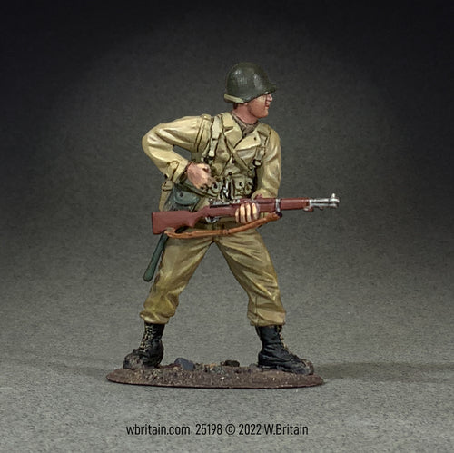 Toy soldier army men U.S. Armored Infantryman Reaching for Clip 1943-45.