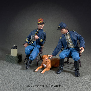 Collectible toy soldier miniature army men figurines Two Seated Union Officers with Dog.