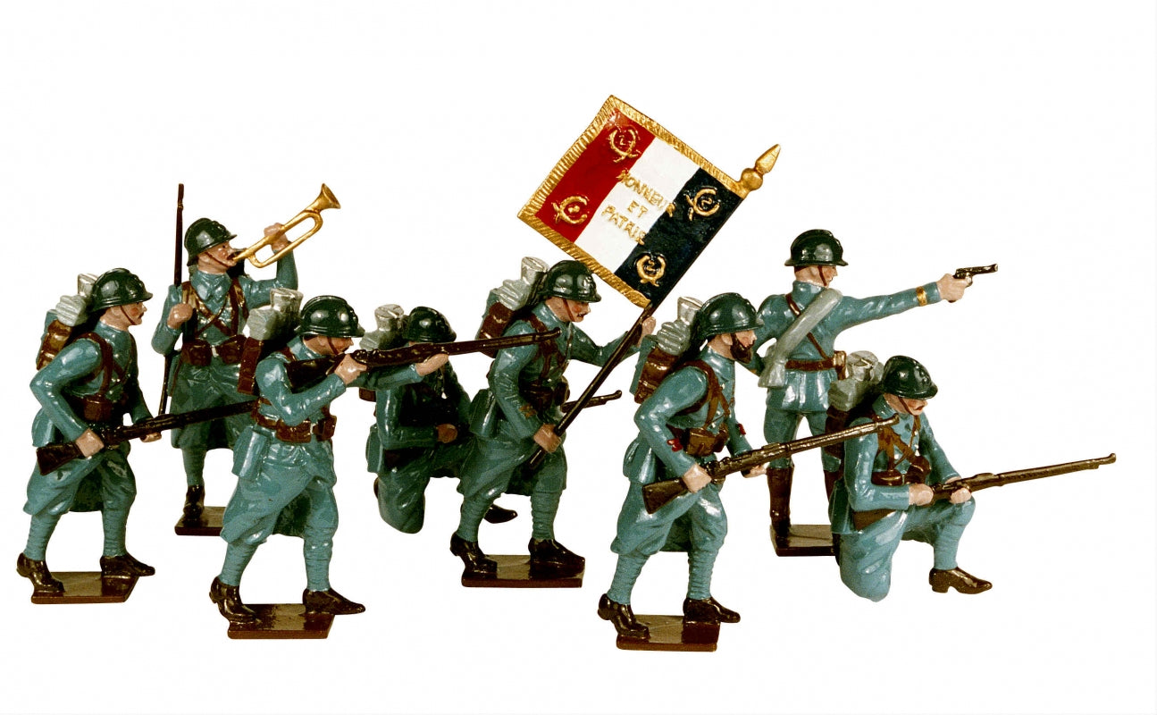8 piece toy soldier set French Infantry .