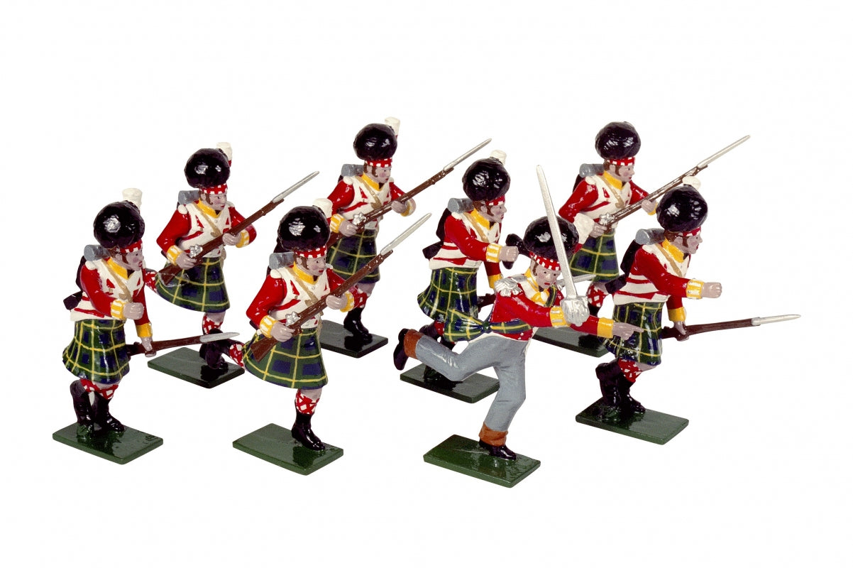 Collectible toy soldier miniature set 92nd Gordon Highlanders Advancing. Soldiers are charging.